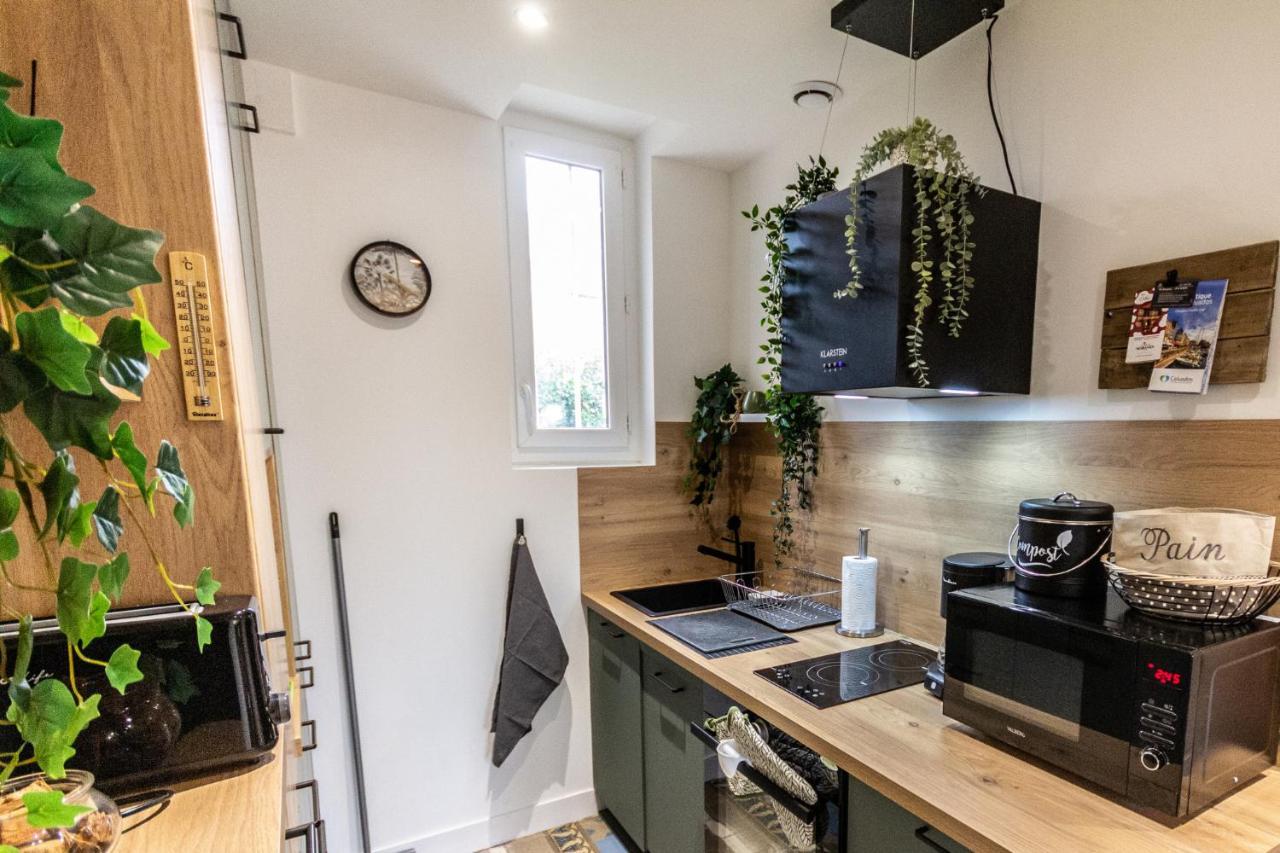 Suite Jungle - Jardin, Netflix Et Parking - Le Manoir Aux Pommes Orbec Kültér fotó