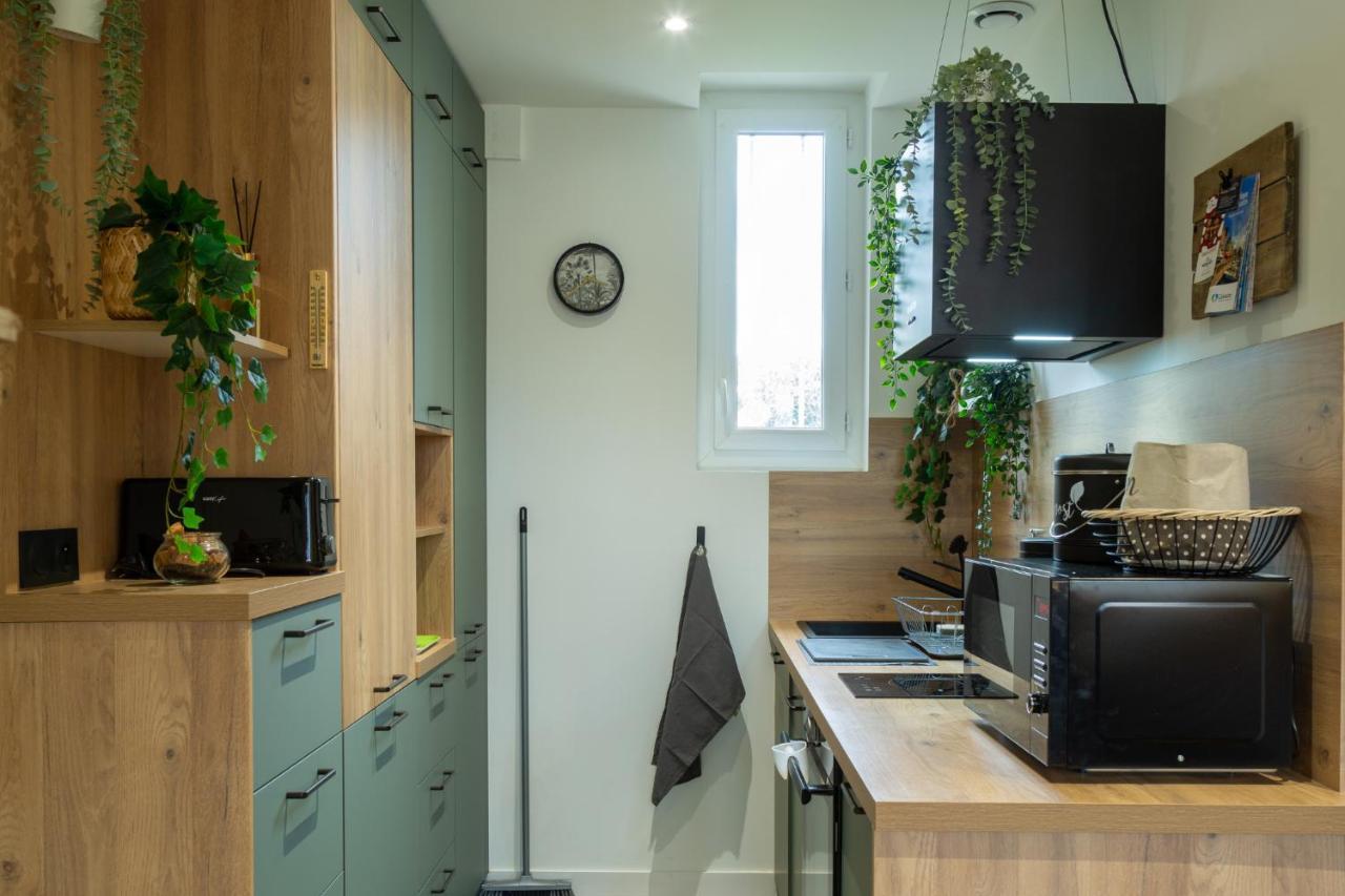 Suite Jungle - Jardin, Netflix Et Parking - Le Manoir Aux Pommes Orbec Kültér fotó