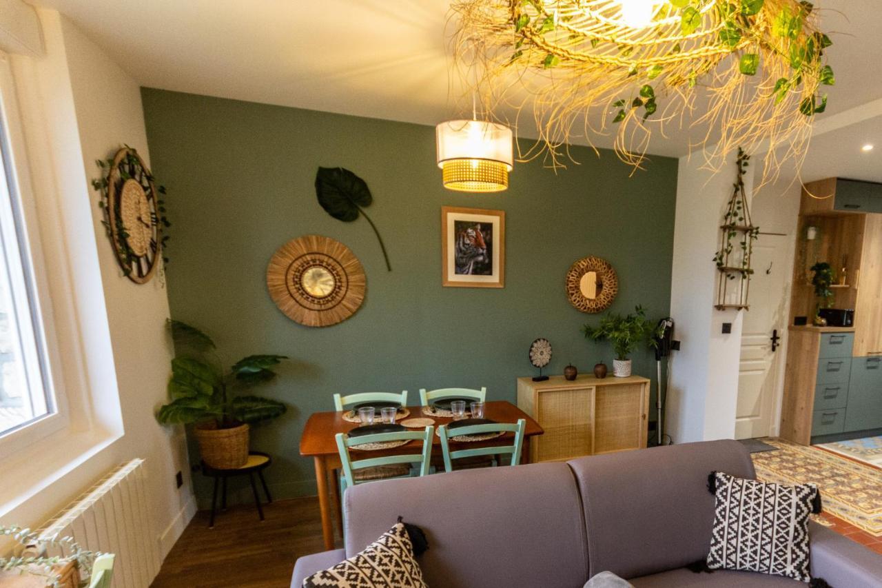 Suite Jungle - Jardin, Netflix Et Parking - Le Manoir Aux Pommes Orbec Kültér fotó