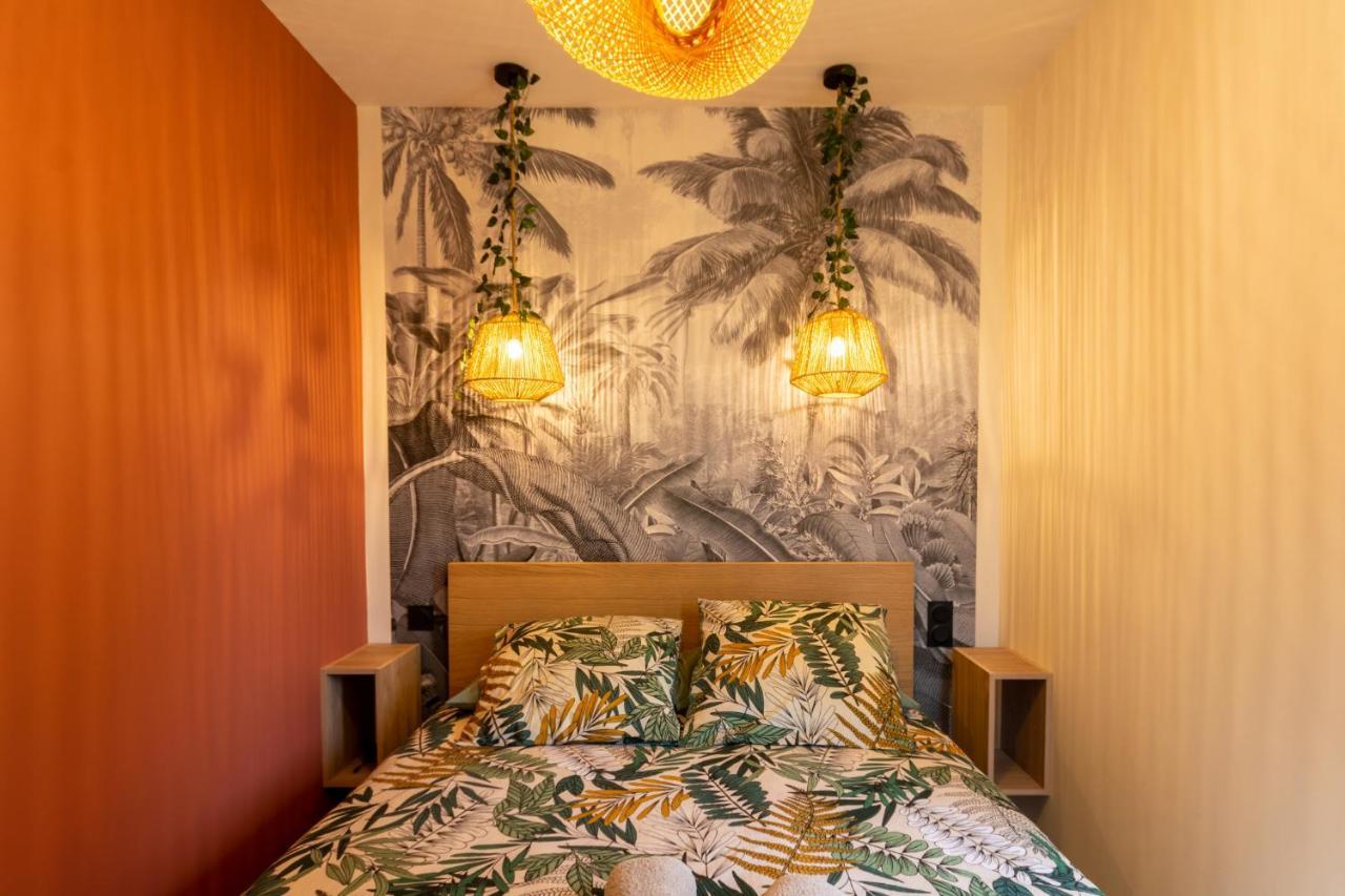 Suite Jungle - Jardin, Netflix Et Parking - Le Manoir Aux Pommes Orbec Kültér fotó